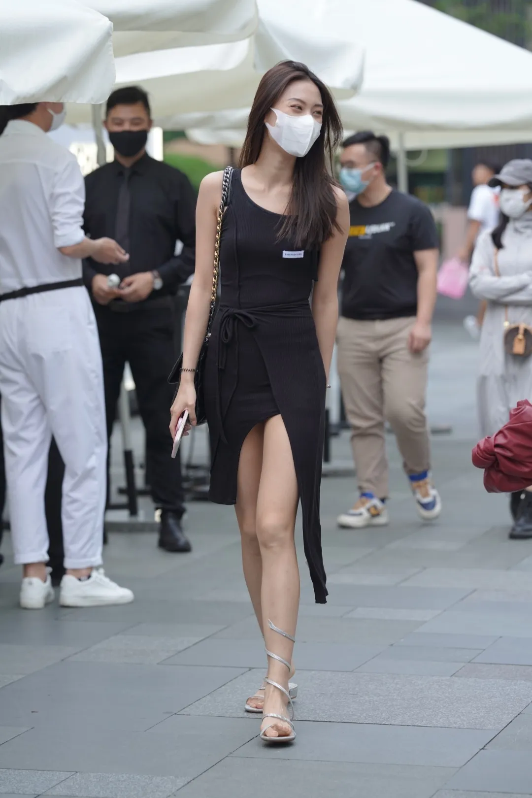 [街拍裙装系列] 黑白裙姐妹花[116P1V1.56GB]